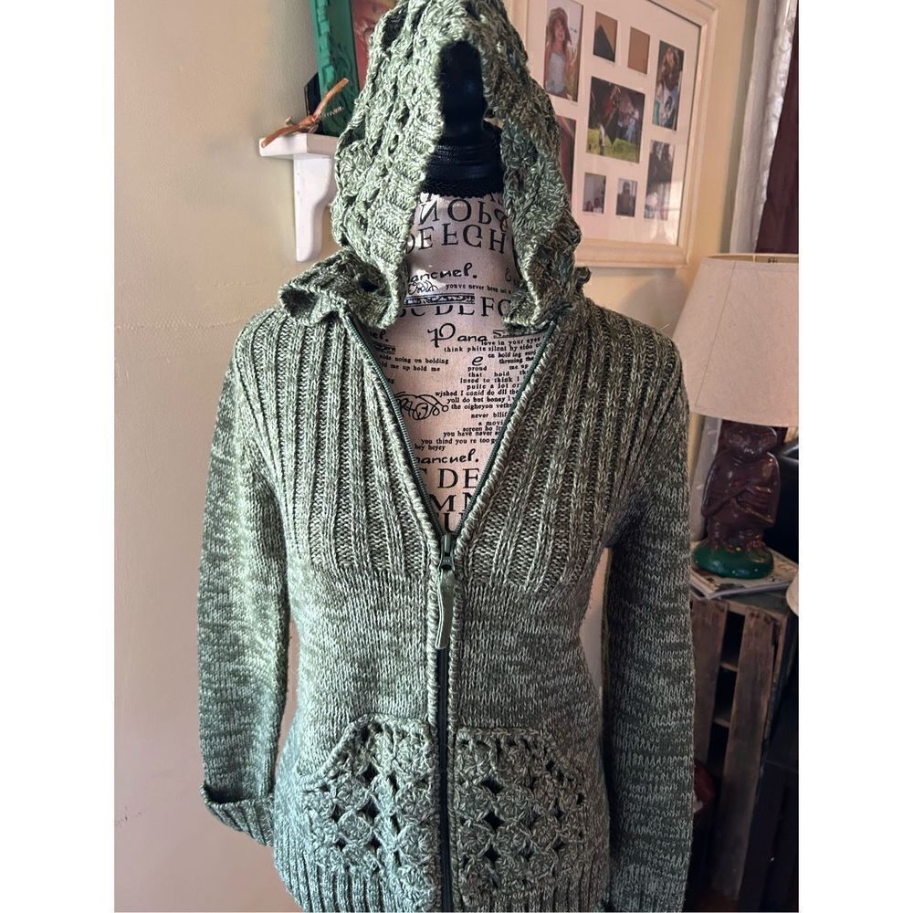 Cabela’s Hooded Sweater